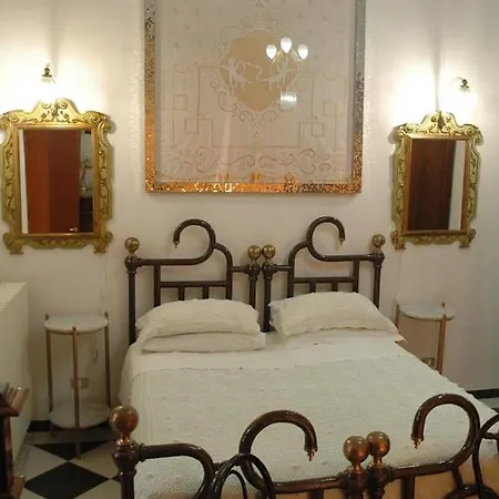 Elite Bed and Breakfast *